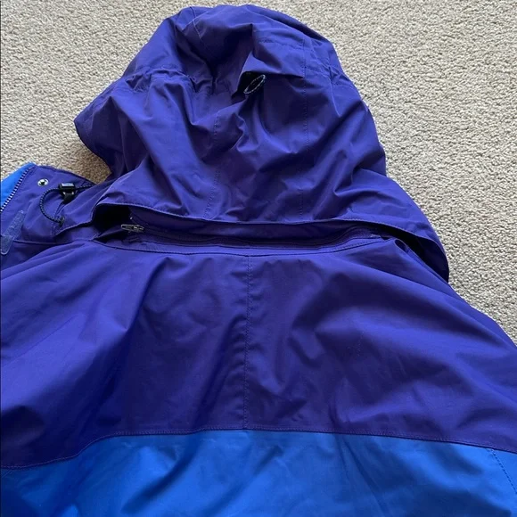 LL bean Rugged Ridge Parka - Picture 11 of 12